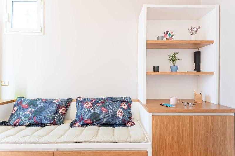 GuestHost - Catania City Center Apartment - image 5