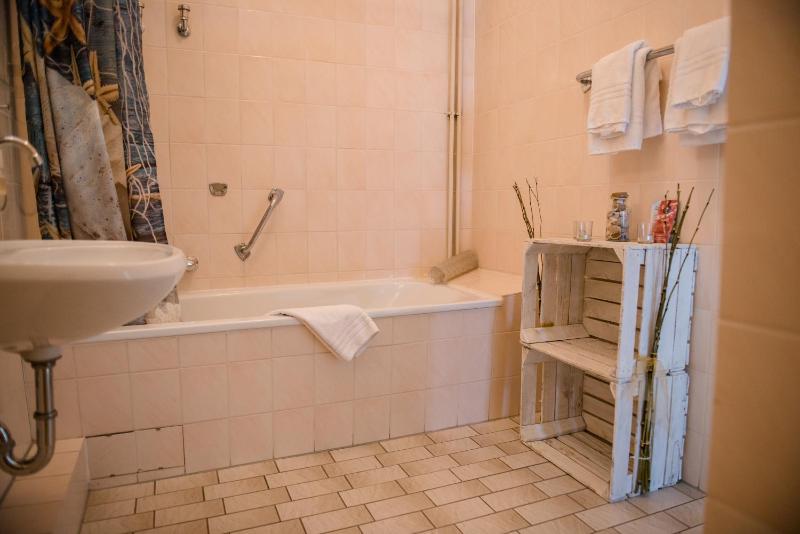 Budget Double Room image 2