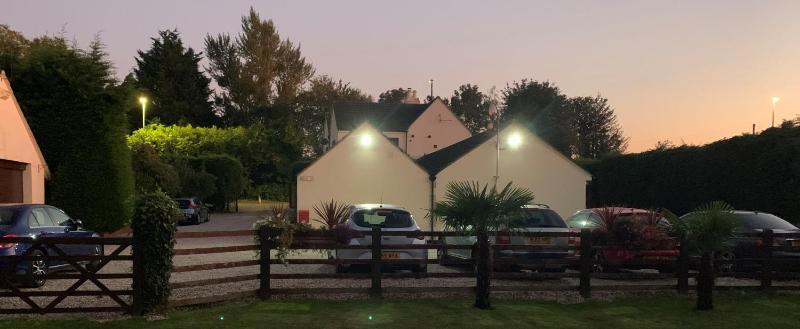 Twin Room with Garden View image 4