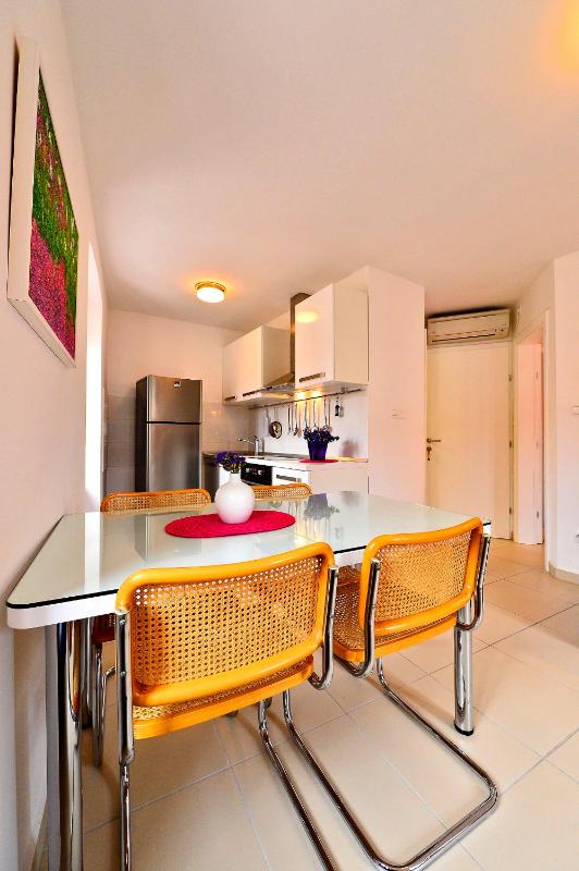 Sunny Bobica Apartments - image 31
