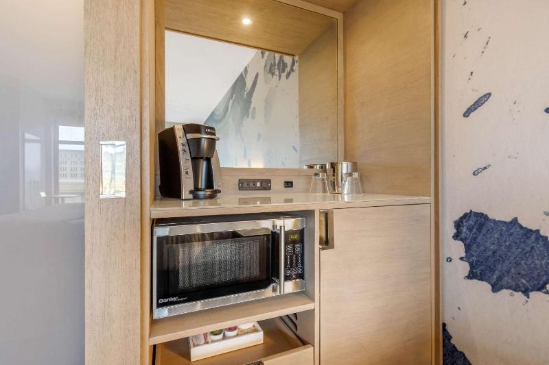 King Room - Disability Access/Non-Smoking image 3
