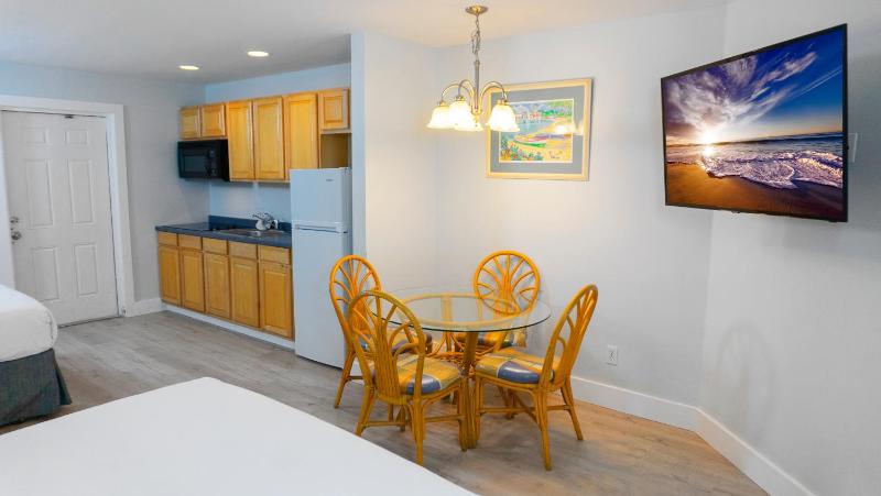 Lighthouse Resort: Inn & Suites - image 24