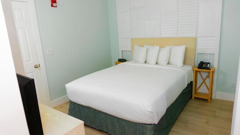 Two-Bedroom Suite image 3