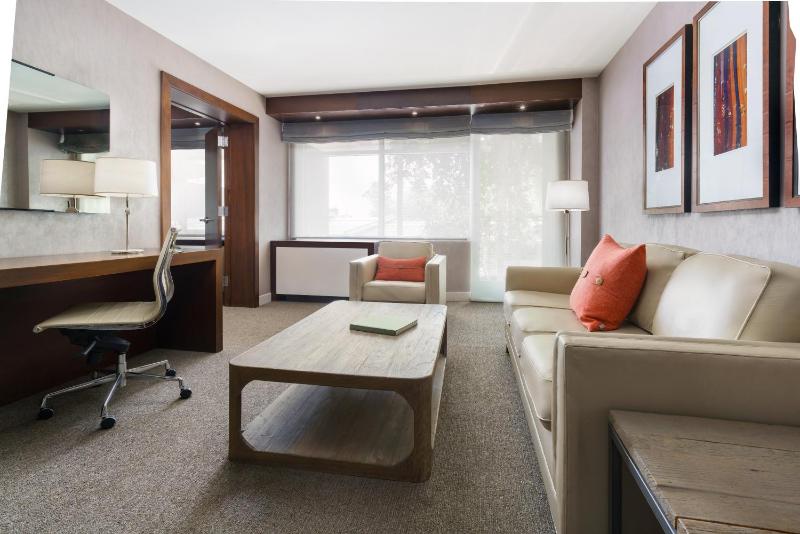 Suite image 3