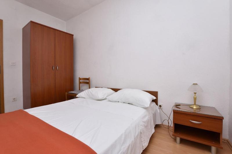 Three-Bedroom Apartment image 4