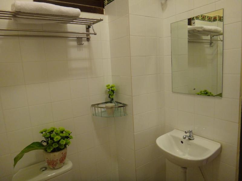Betel Nut Lodge - image 4