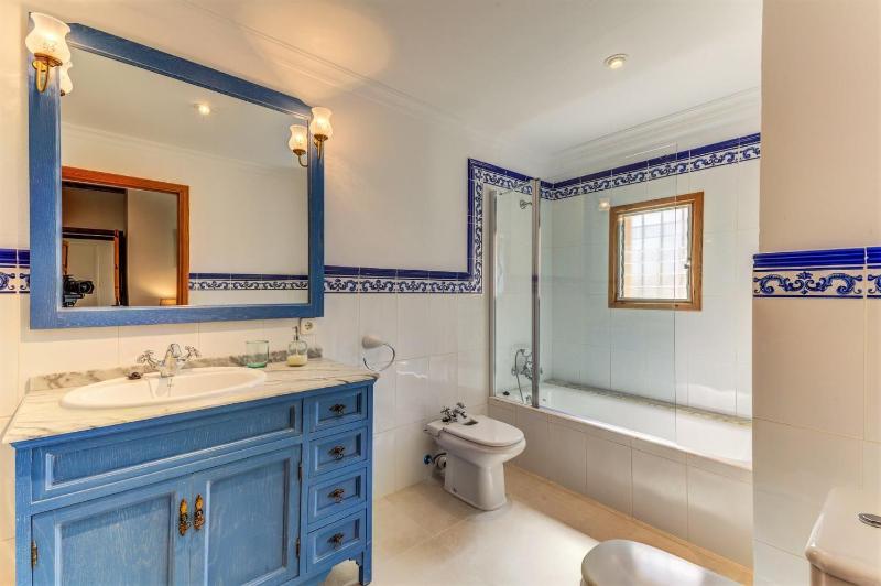 Villa Lidia by Sealand Villas - image 24