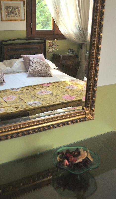 Classic Triple Room image 1