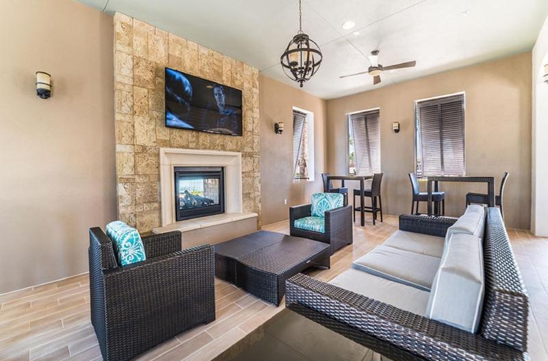 Orlando Estate Retreat Pool Fun & Theme Park Access - image 40