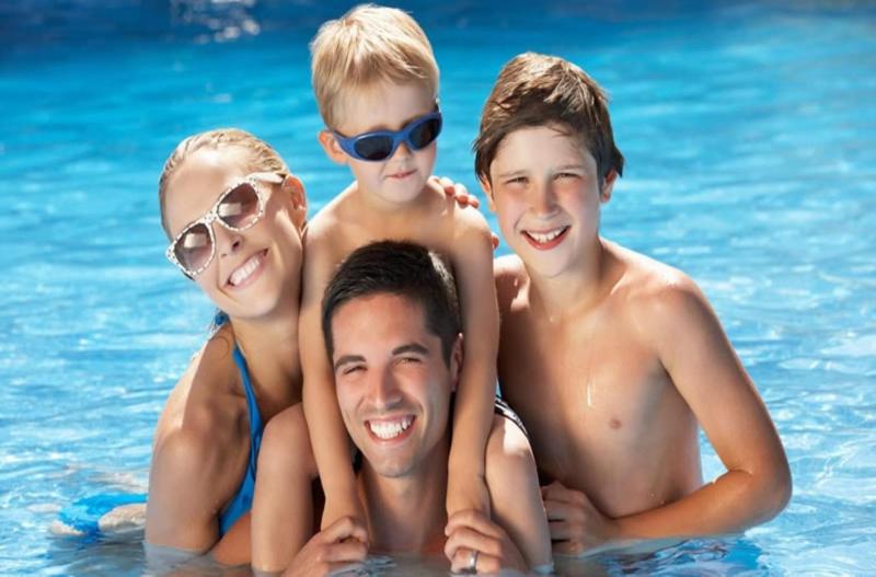 Orlando Estate Retreat Pool Fun & Theme Park Access - image 7