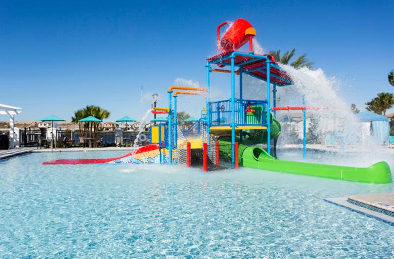 Orlando Estate Retreat Pool Fun & Theme Park Access - image 31