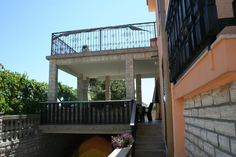One-Bedroom Apartment with Balcony image 1