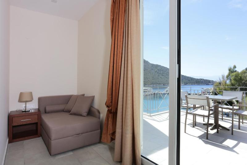 Superior Double Room image 2