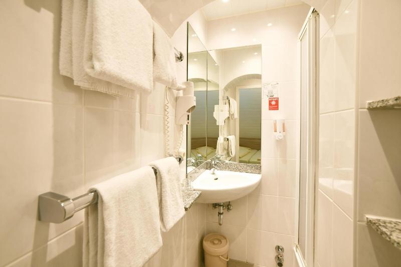 Comfort Room image 3