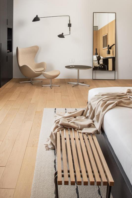 Junior Suite with Terrace and Sea View image 4