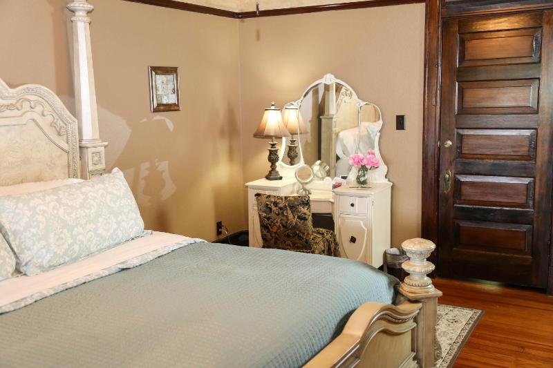 King Suite image 4