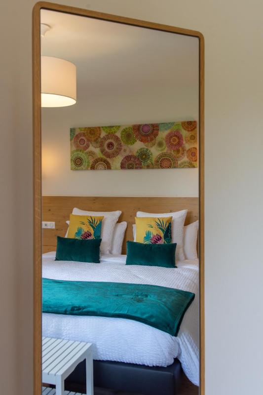 Deluxe Double Room image 2