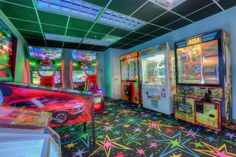 One-Bedroom Apartment image 2