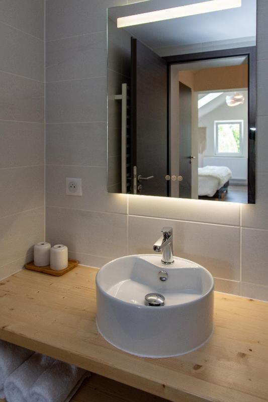 Deluxe Double Room image 3