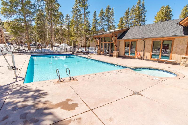 Tamarisk Slalom Condo: Walk To The Slopes/Town - image 8