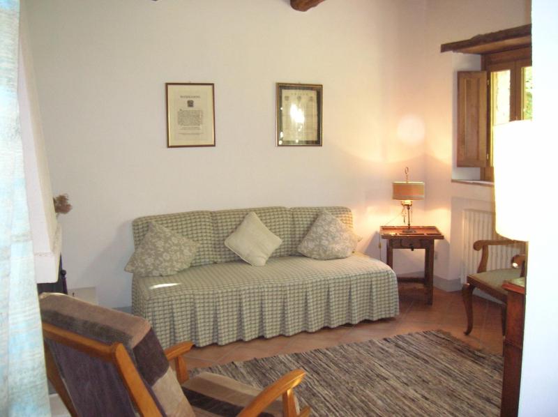 Two-Bedroom Apartment with Garden image 4