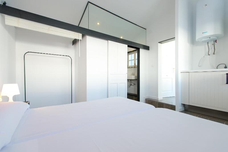 Apartamentos Calle Rosario - image 10