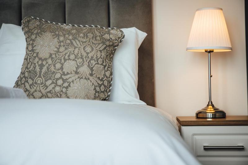 Double Room with Garden View image 4