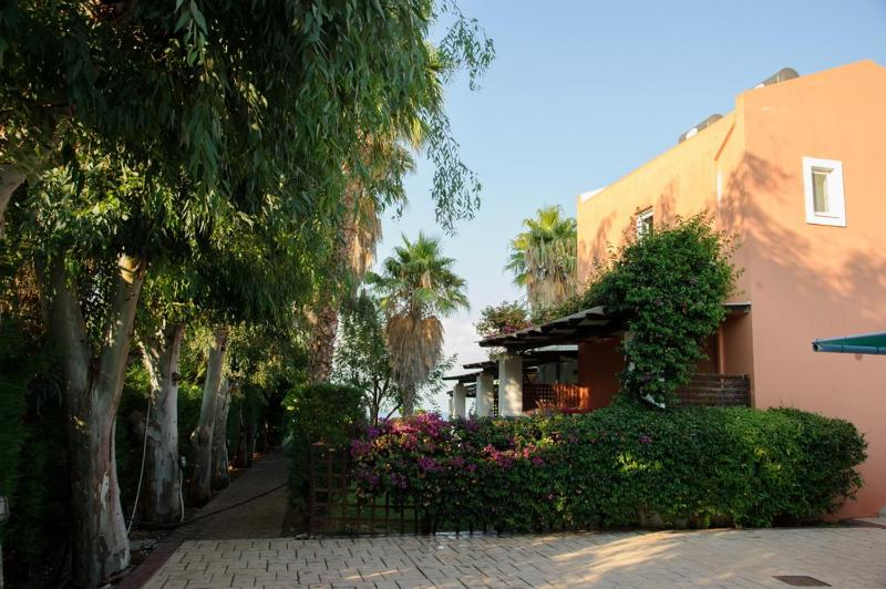 Apartment with Garden View image 3