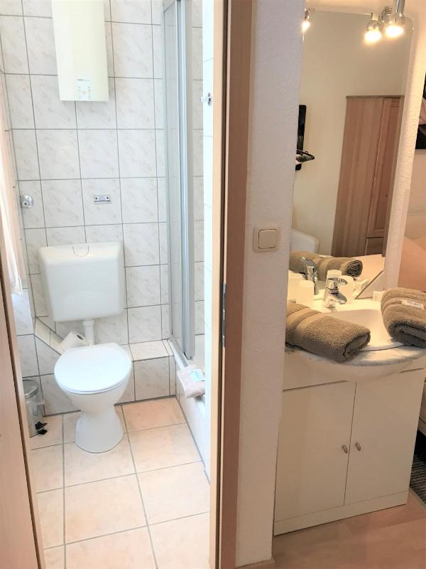 Doppelzimmer image 2