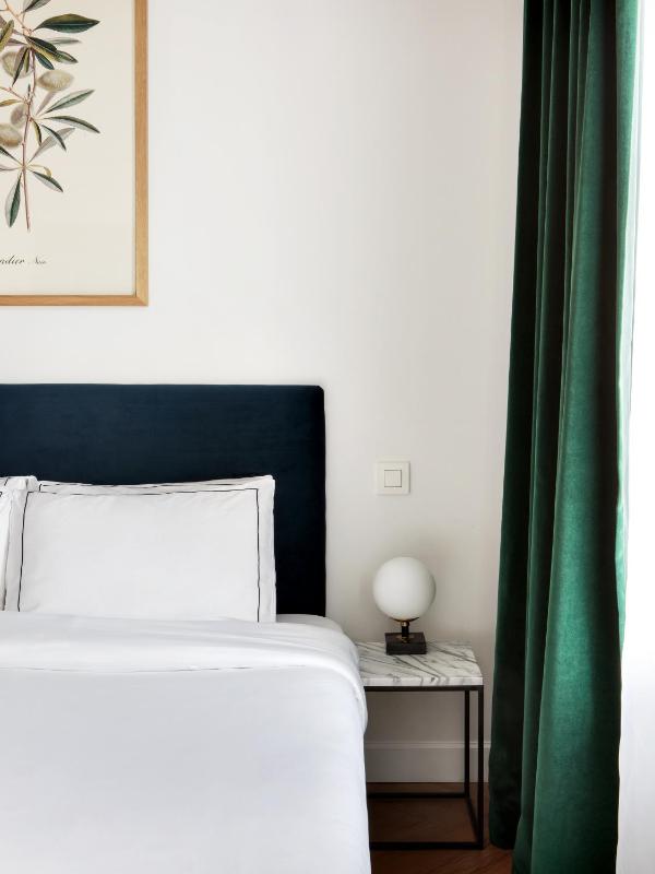 Superior Double or Twin Room image 4