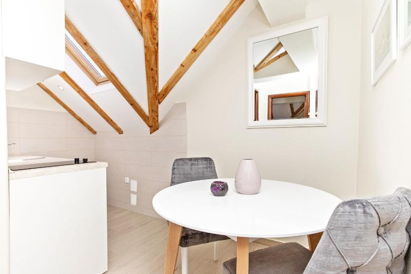 Standard Apartment image 3