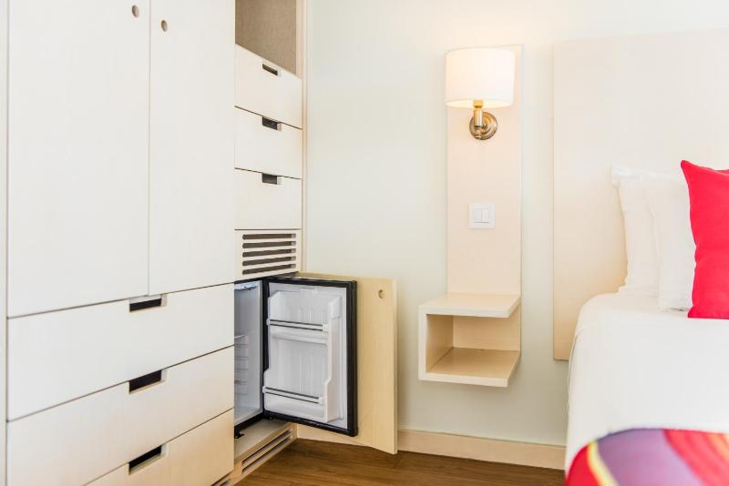 Twin Room Single Use image 4