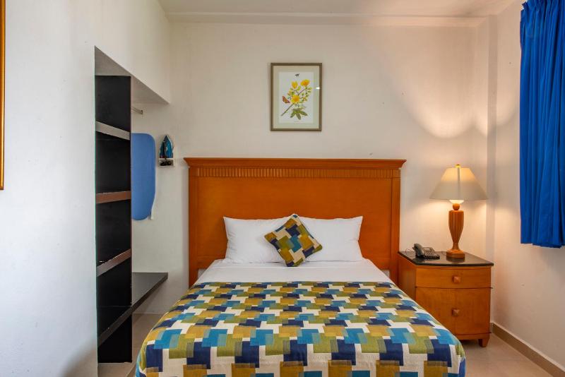 Hotel Embajadores - image 10
