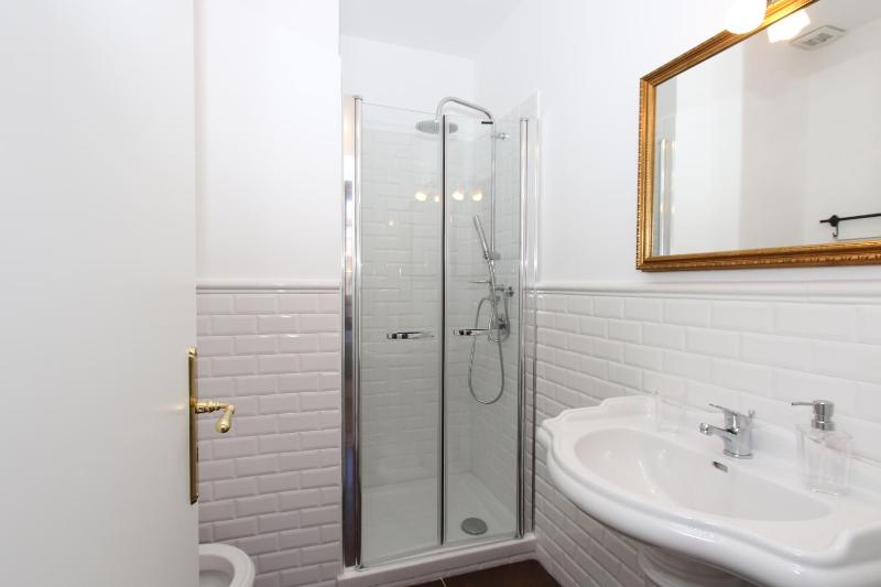 Apartment with Balcony image 2