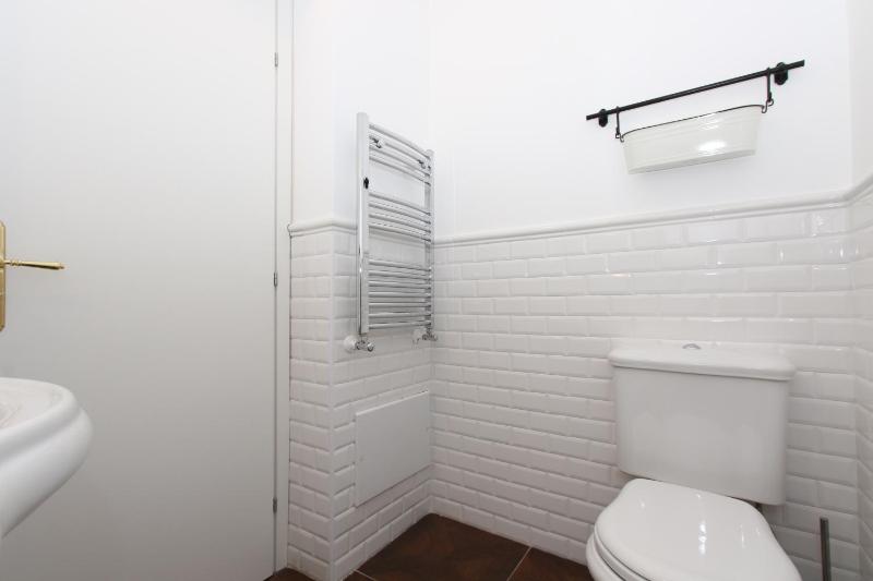 Apartment with Balcony image 4