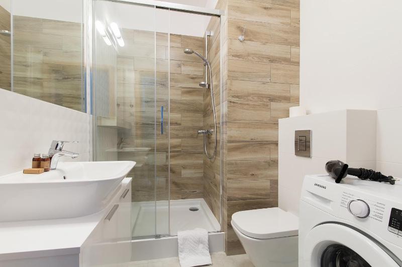 Apartment with Balcony image 2