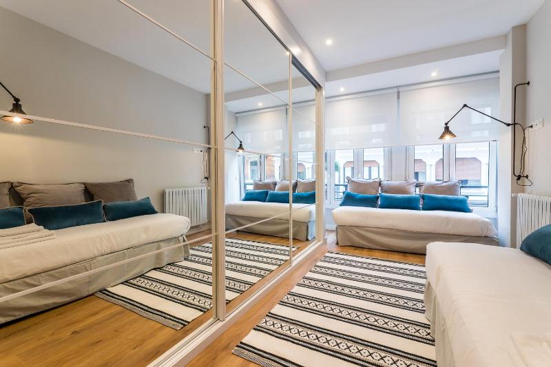 GRAN VIA by SWEET HOME SAN SEBASTIAN - image 14