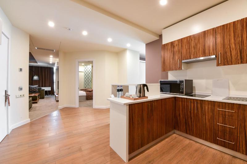 Royal Suite image 3