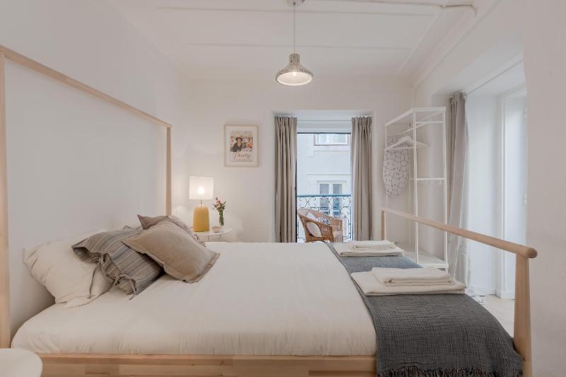 Sunny Bairro Alto & Chiado Apartment, By TimeCooler Images