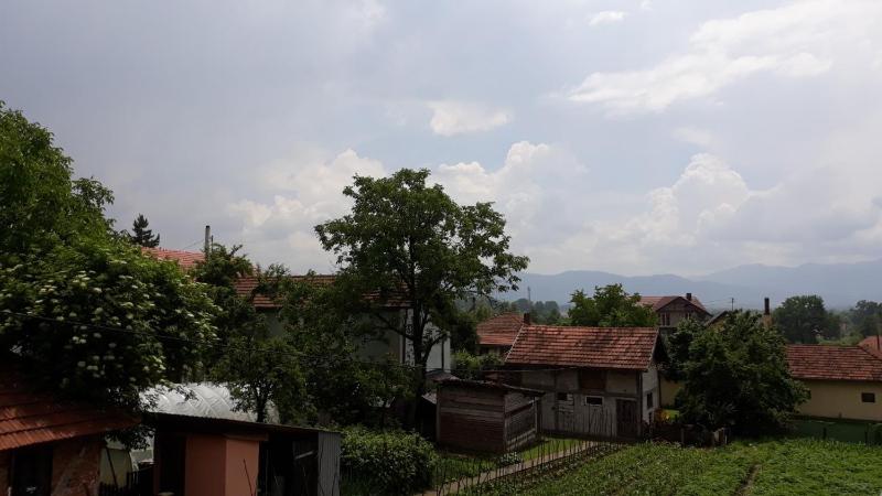 Apartment with Balcony image 4