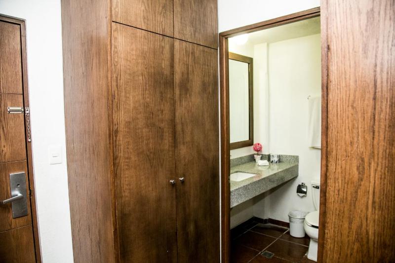 Booking Dioh - image 17