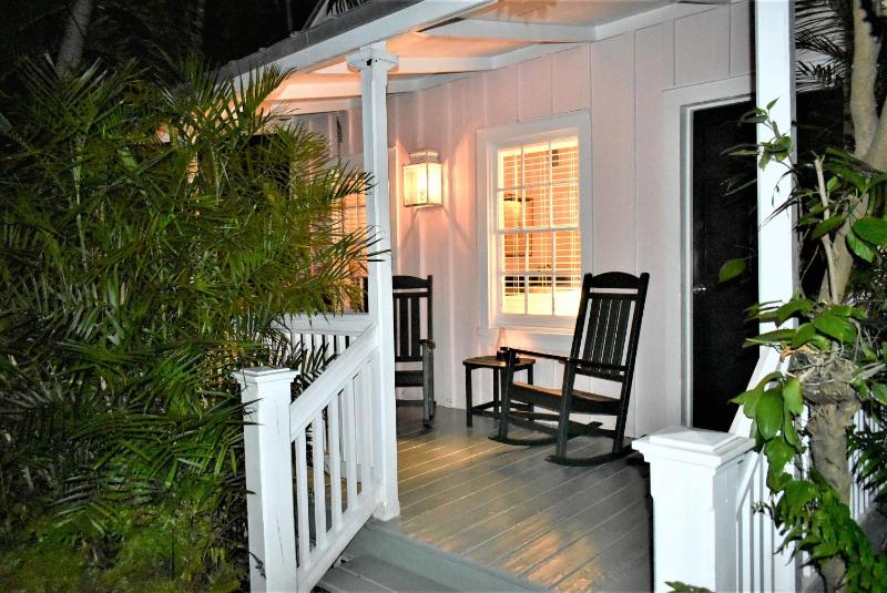 Simonton Court Historic Inn & Cottages - image 17
