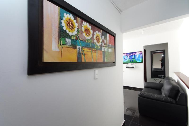 cozy apartment excellent location air conditioning - image 5