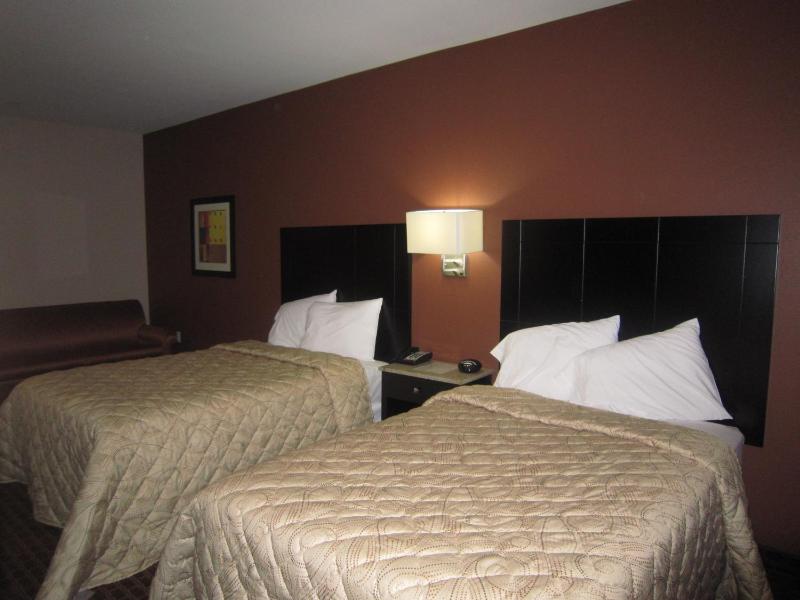 Double Room with Two Double Beds image 3