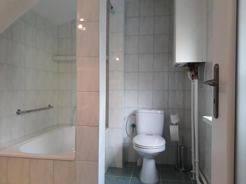 One-Bedroom Apartment image 2