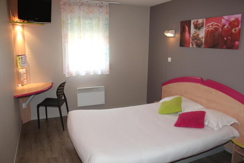 Double Room image 1