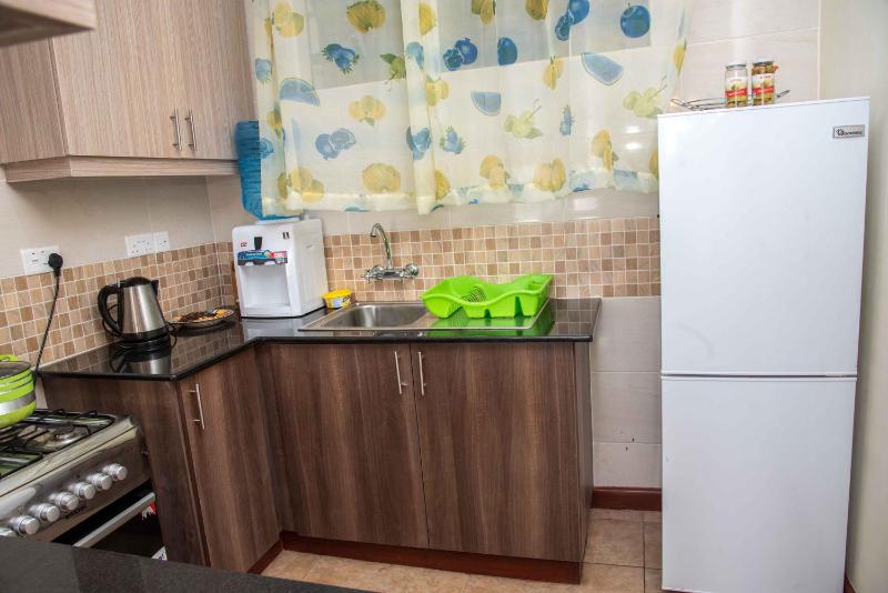 Sherry Homes- 1 BDRM PENTPAD WESTLANDS NAIROBI - image 4