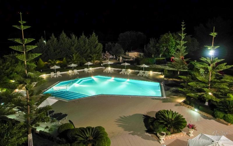 Limanaki Hotel - image 3