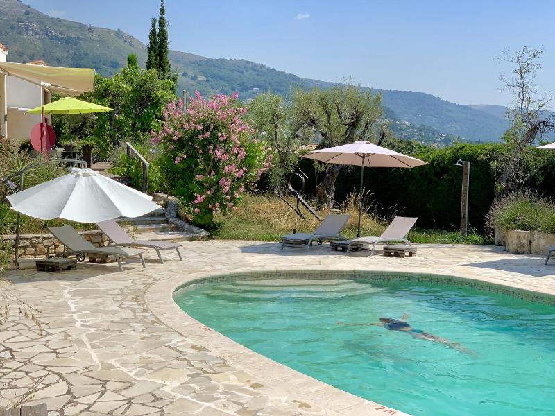 Studio with Sea View image 3