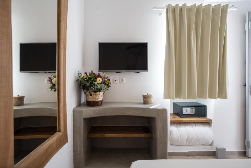 Standard Garden View Rooms image 1